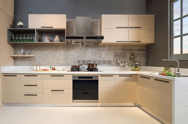 整體櫥柜價(jià)格怎么計(jì)算？整體櫥柜多少錢(qián)一米？