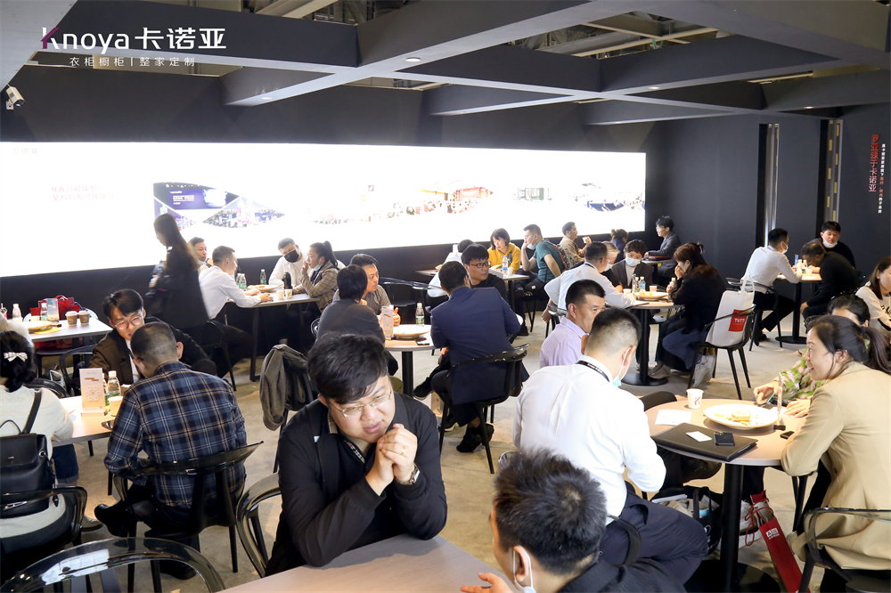 卡諾亞&ldquo;四驅(qū)&rdquo;并進亮相廣州定制家居展